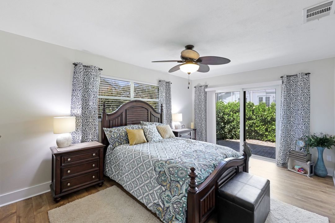 27732 East Dr, Bonita Springs, FL 34135