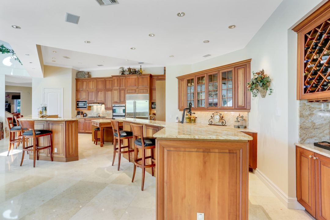 4309 Brynwood Dr, Naples, FL 34119