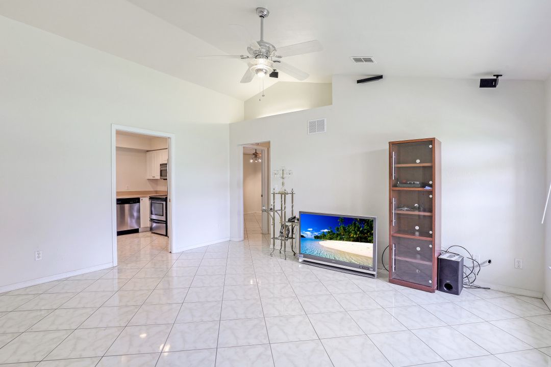 3265 58th Ave NE, Naples, FL 34120