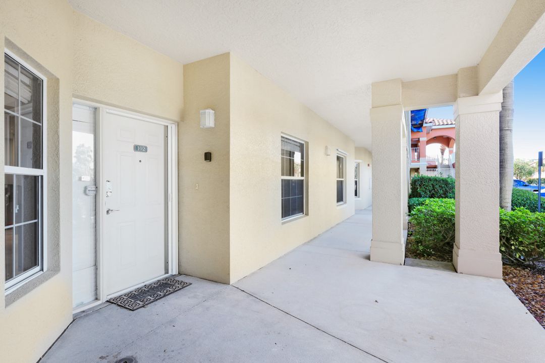 15969 Mandolin Bay Dr #102, Fort Myers, FL 33908