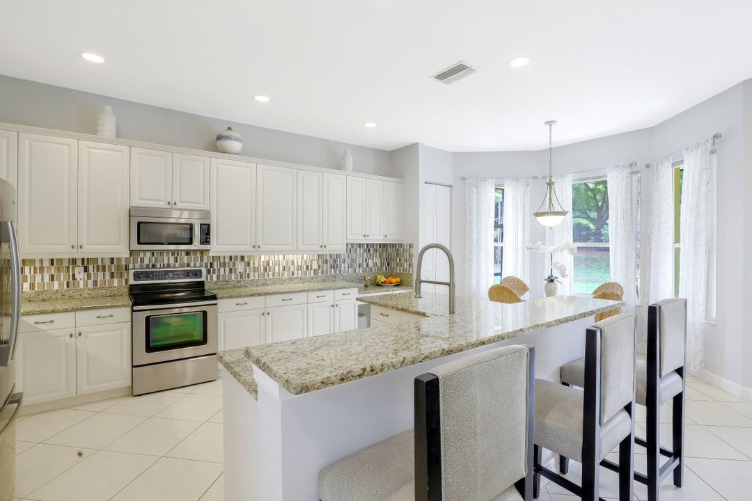 2214 Campestre Terrace, Naples, FL 34119