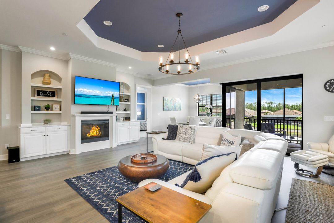 9653 Montelanico Loop, Naples, FL 34119