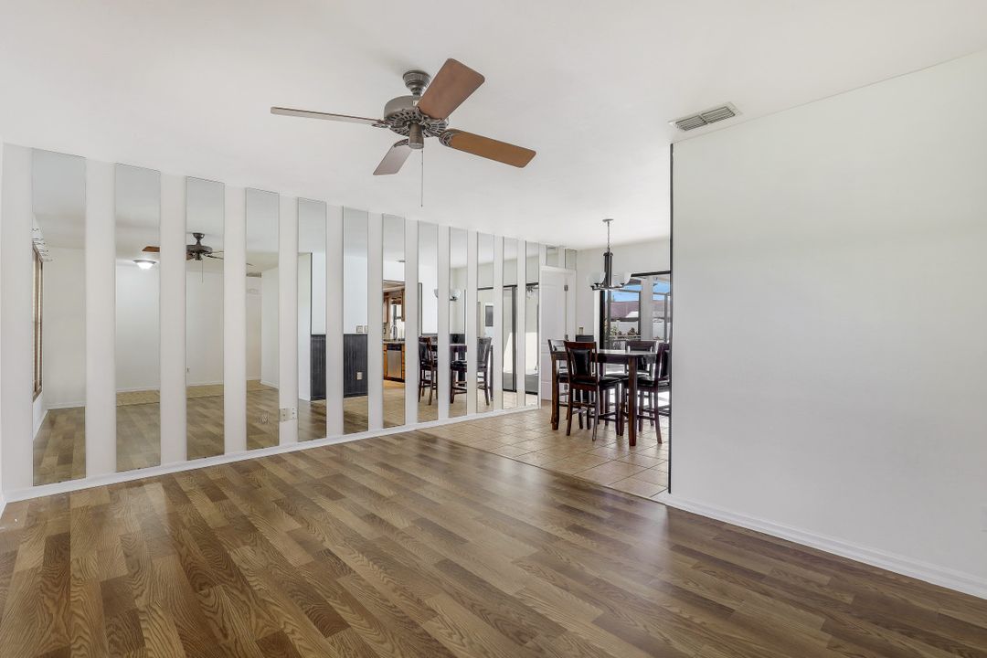 1118 SW 42nd St, Cape Coral, FL 33914