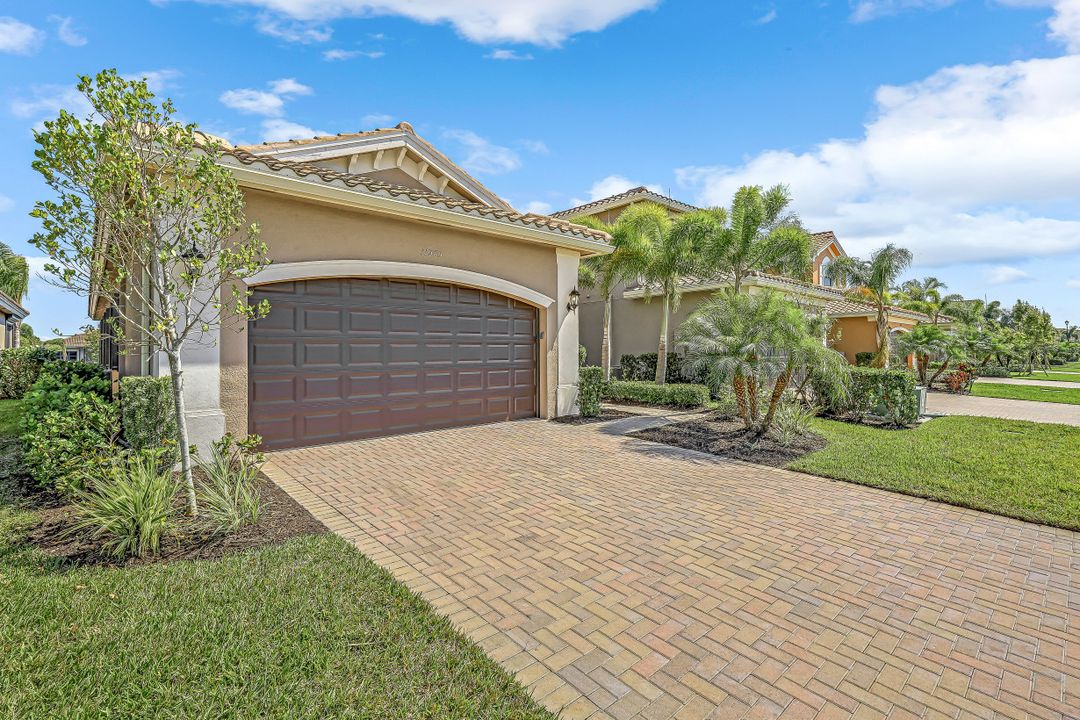 11575 Lakewood Preserve Pl, Fort Myers, FL 33913