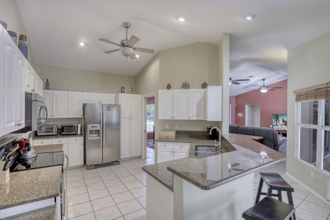 314 SE 22nd St, Cape Coral, FL 33990
