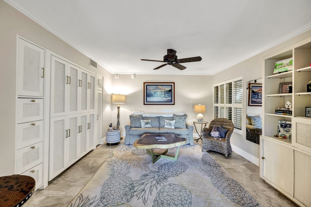 6710 Pelican Bay Blvd #435, Naples, FL 34108