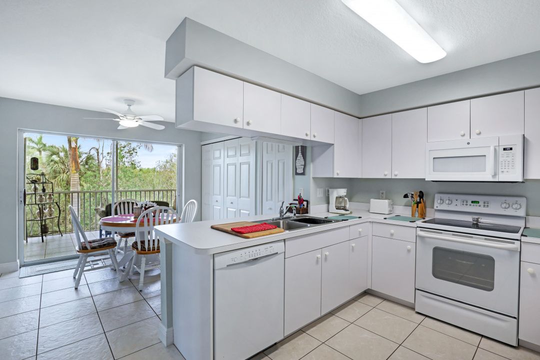 28881 Bermuda Lago Ct #204, Bonita Springs, FL 34134