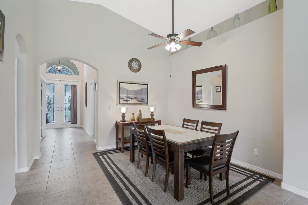 3560 Dandolo Cir, Cape Coral, FL 33909