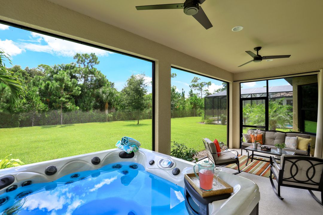 19657 Estero Pointe Ln, Fort Myers, FL 33908