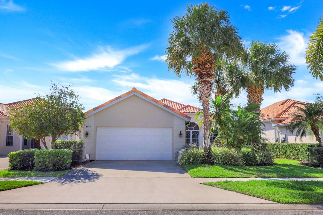 4409 Novato Ct, Naples, FL 34109