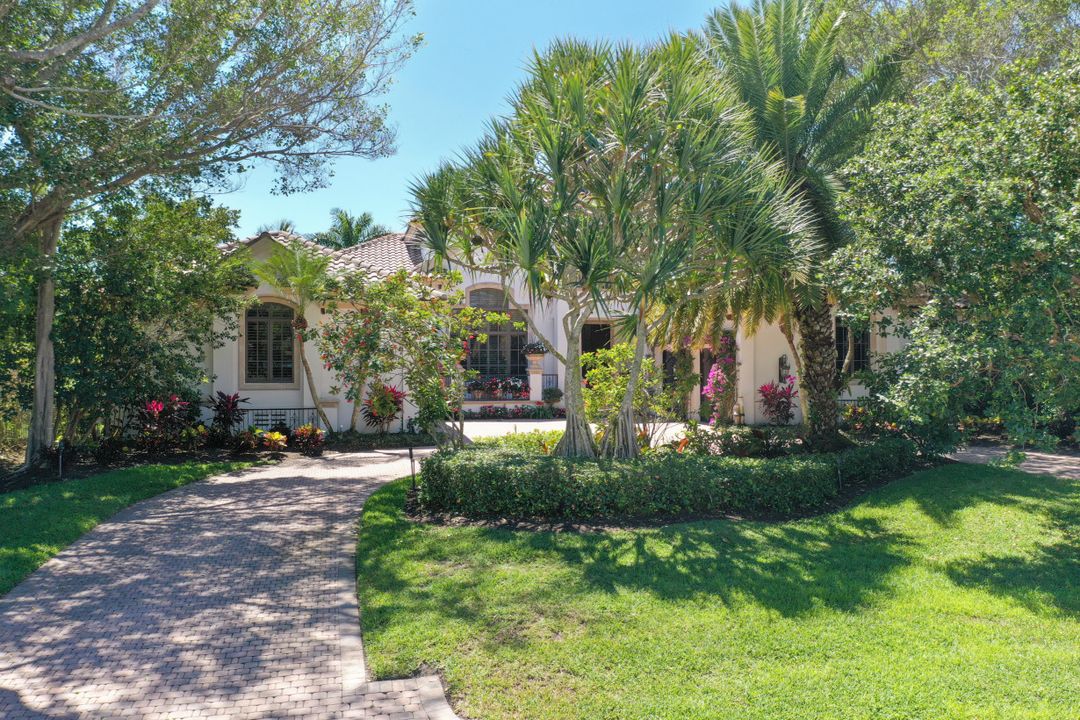 510 Anchor Rode Dr, Naples, FL 34103