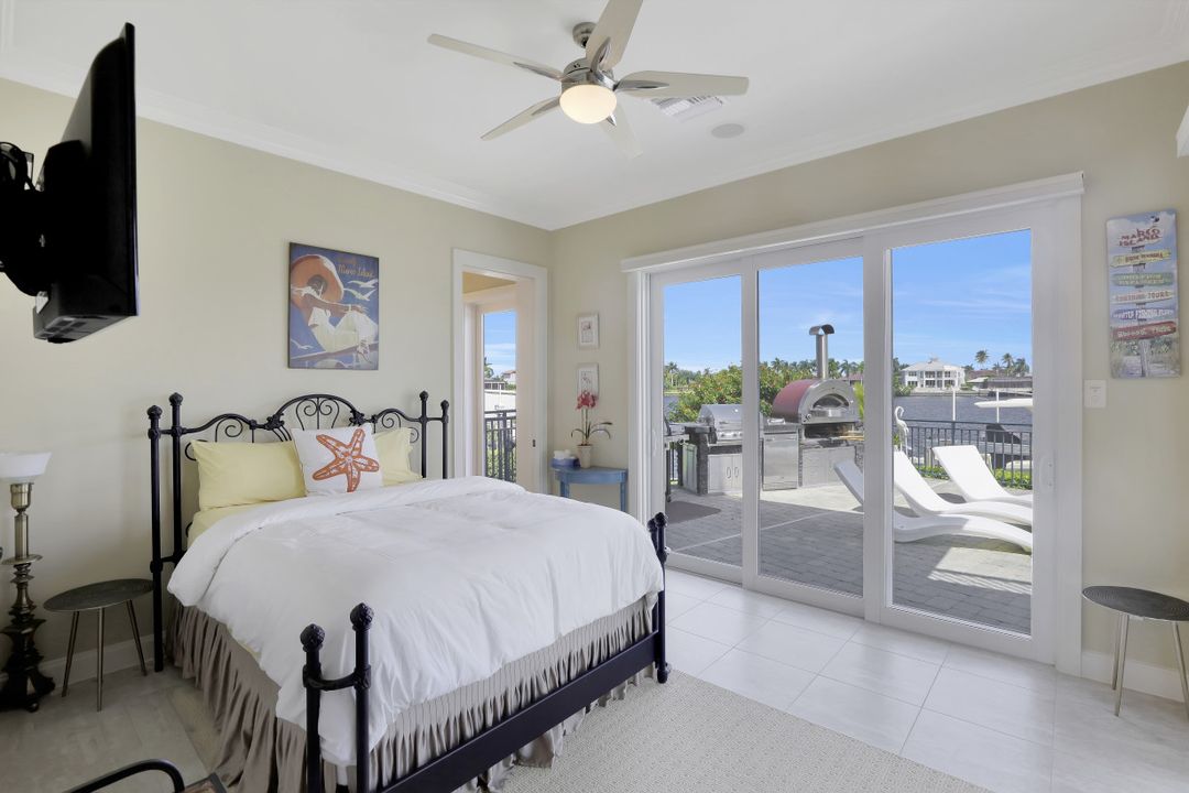 940 Tulip Ct, Marco Island, FL 34145