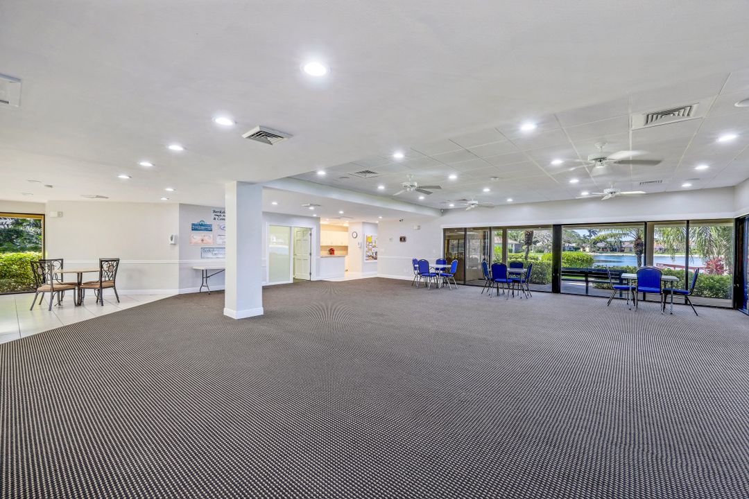 810 New Waterford Dr #201, Naples, FL 34104