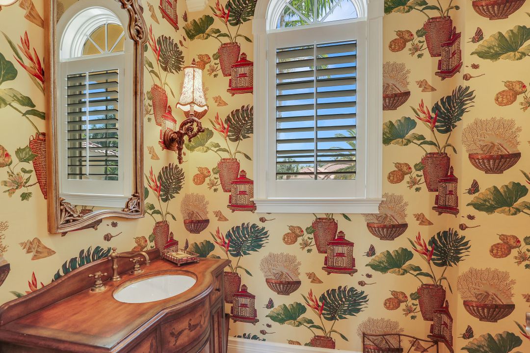 9381 Lakebend Preserve Ct, Estero, FL 34135