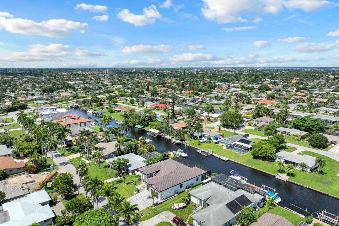 5333 Bayshore Ave, Cape Coral, FL 33904