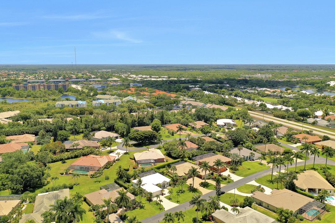 28070 Winthrop Cir, Bonita Springs, FL 34134