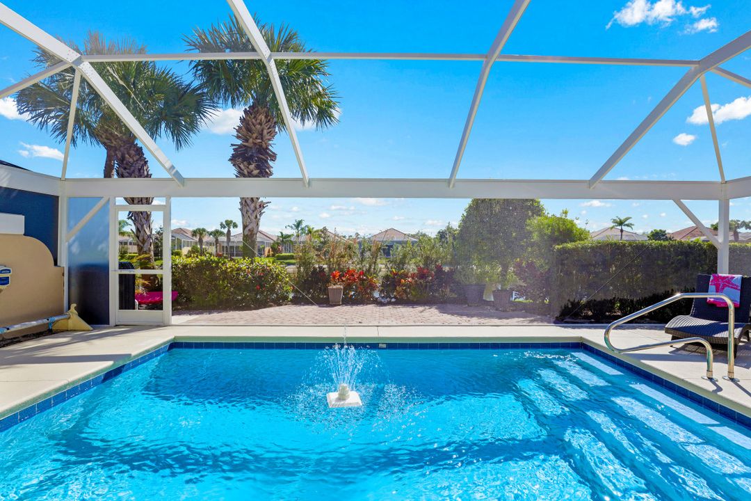 8404 Borboni Ct, Naples, FL 34114