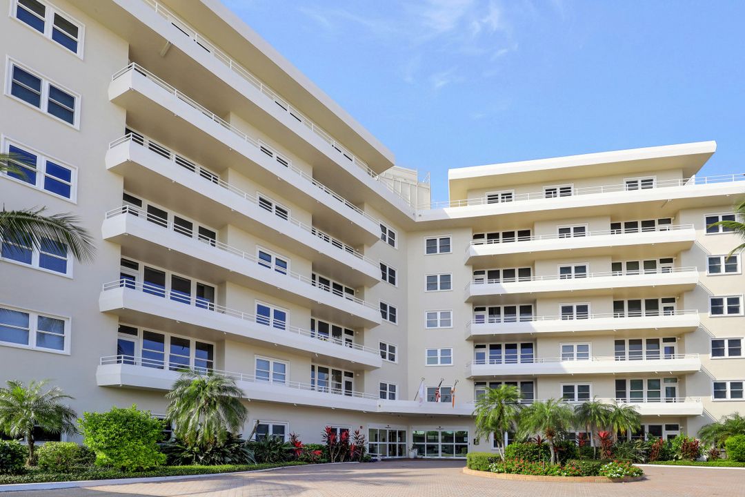 240 Seaview Ct #403, Marco Island, FL 34145