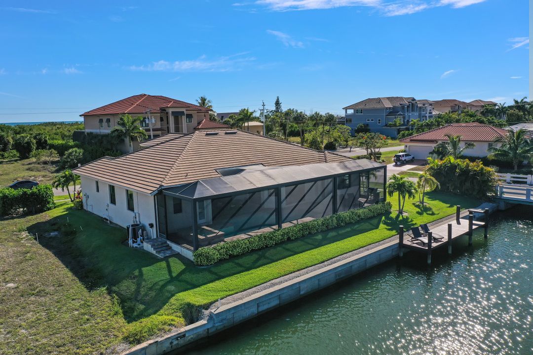 535 Spinnaker Dr, Marco Island, FL 34145