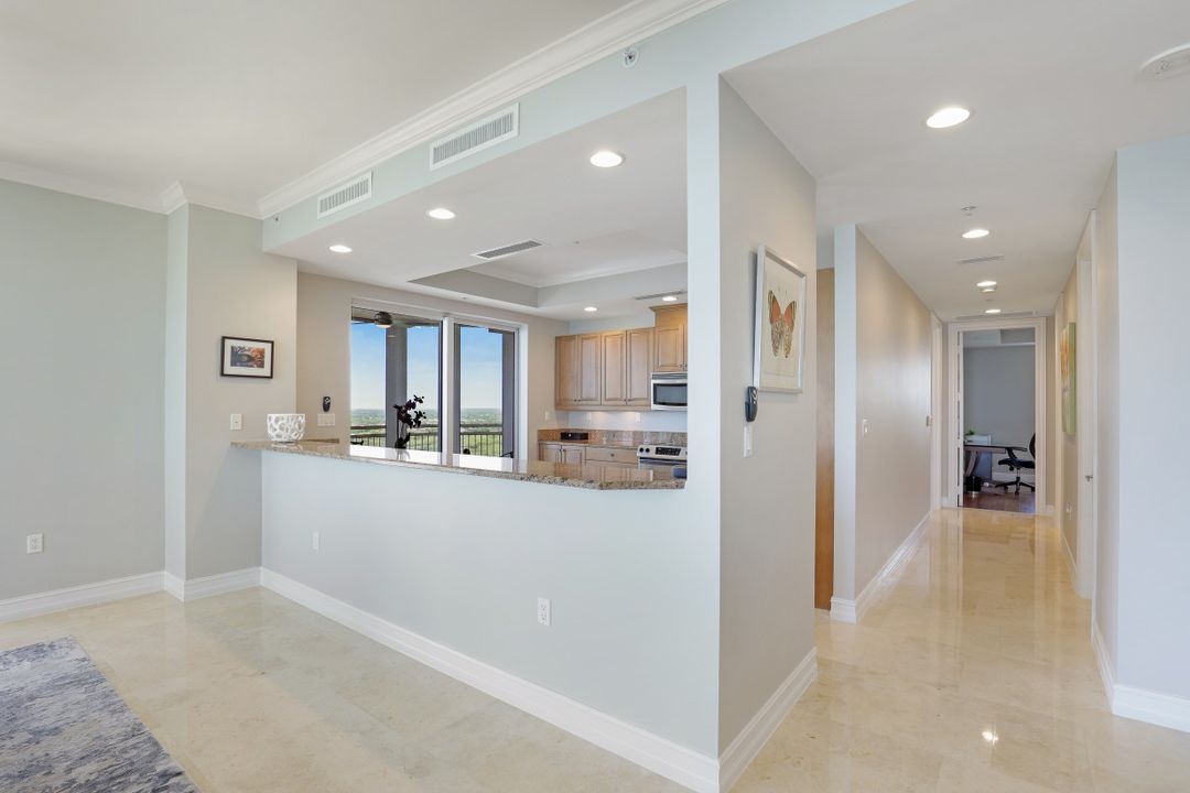 4951 Bonita Bay Blvd #2205, Bonita Springs, FL 34134