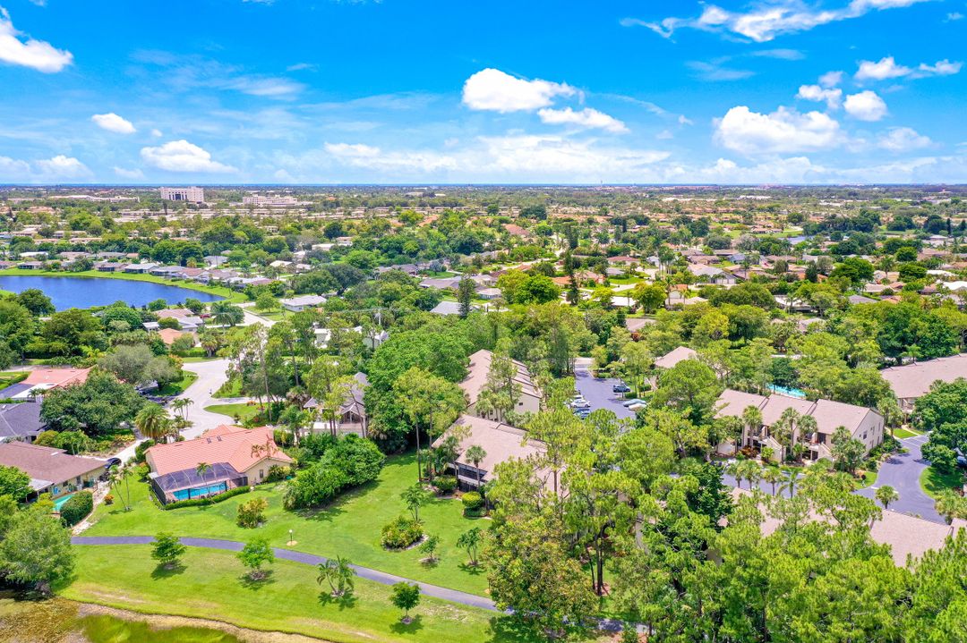 1812 Kings Lake Blvd #103, Naples, FL 34112