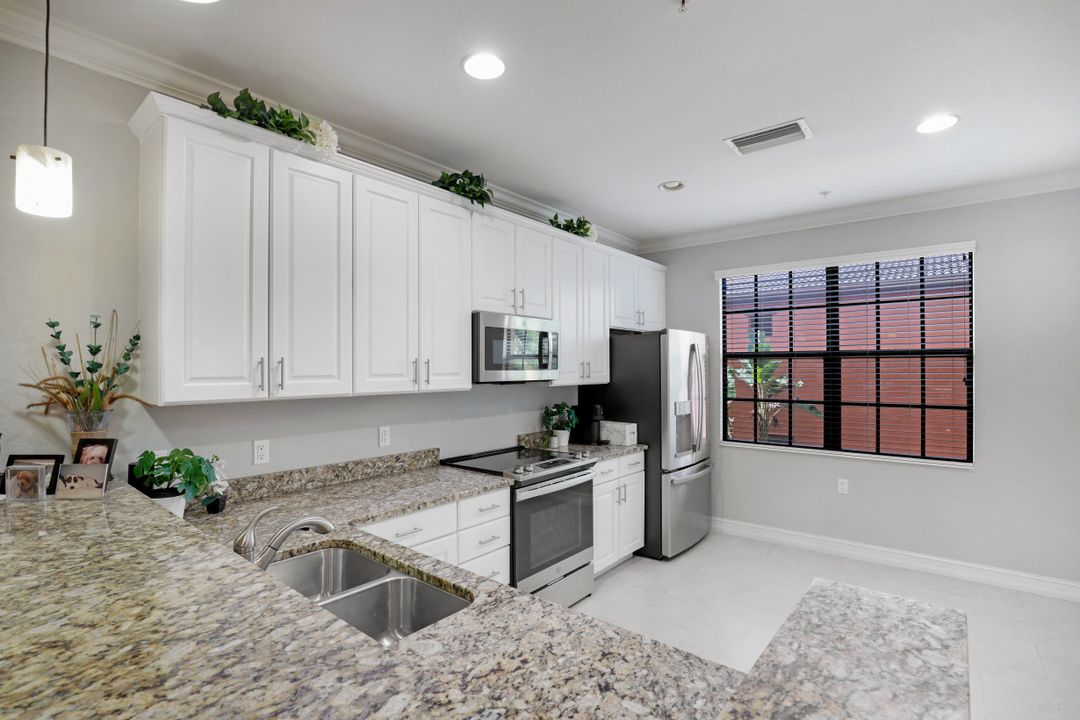 9114 Capistrano St S #8503, Naples, FL 34113