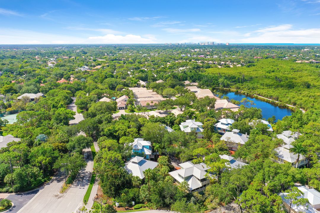 3824 Survey Cir, Bonita Springs, FL 34134