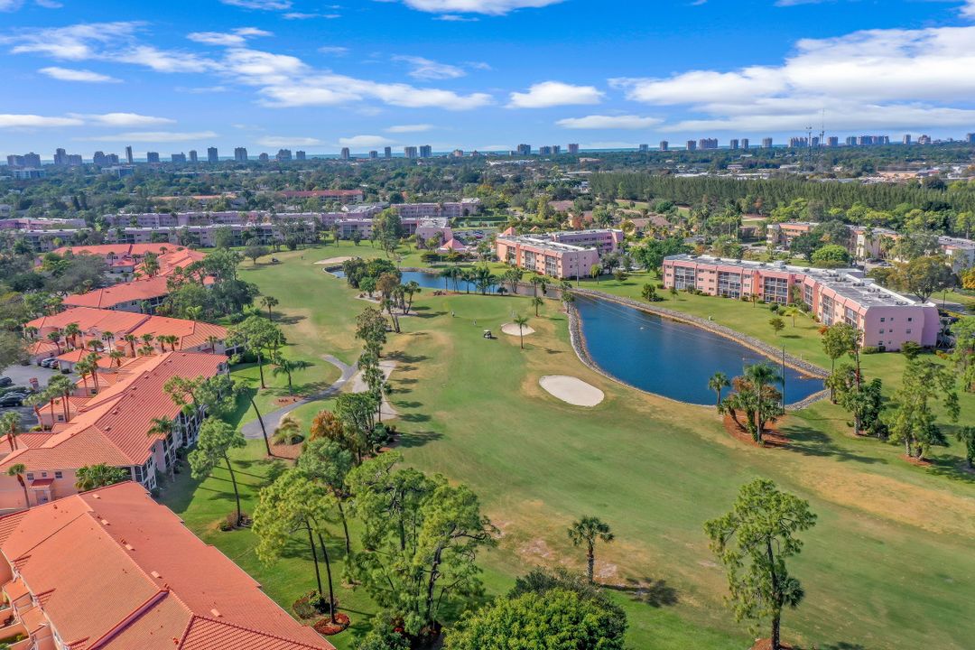 368 Woodshire Ln #B10, Naples, FL 34105