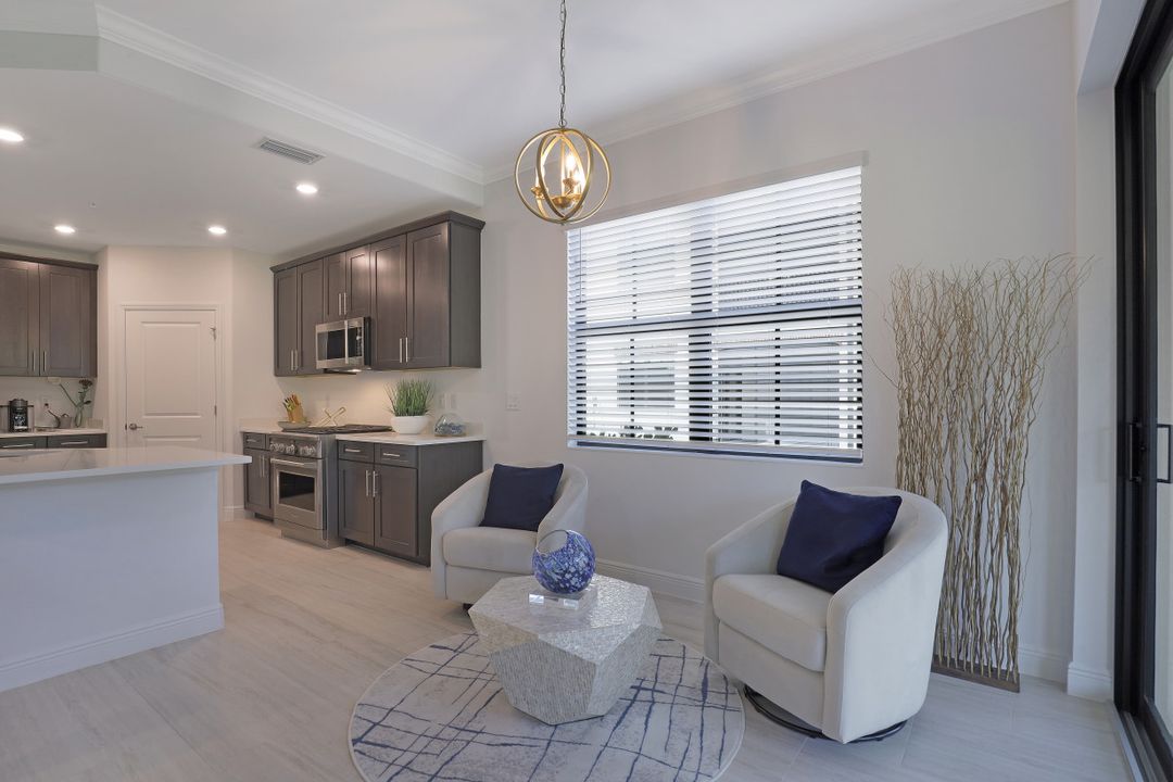 16356 Viansa Way #101, Naples, FL 34110