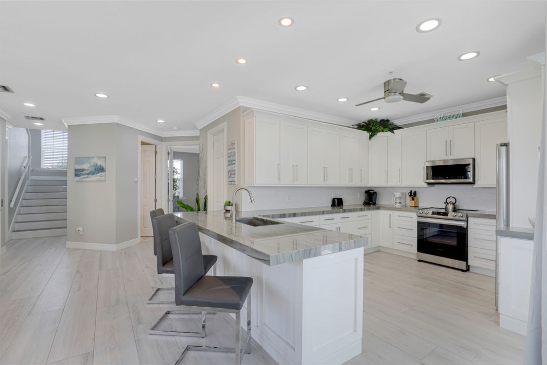 261 Key W Ct, Fort Myers Beach, FL 33931