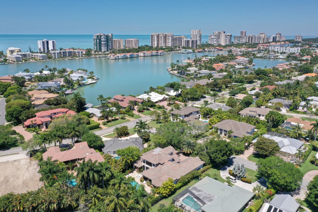 510 Anchor Rode Dr, Naples, FL 34103