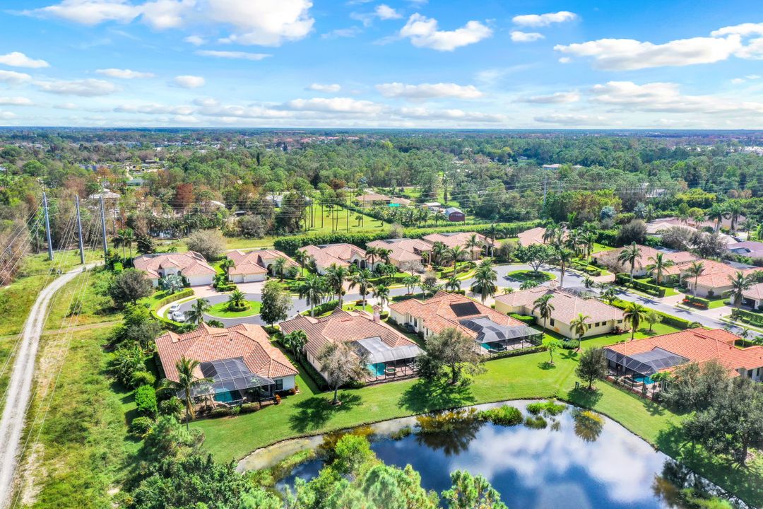 919 Tivoli Ct, Naples, FL 34104