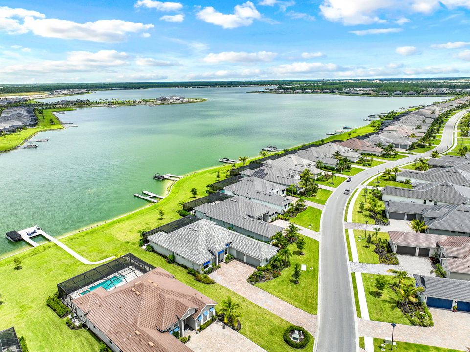 18389 WildBlue Blvd, Fort Myers, FL 33913