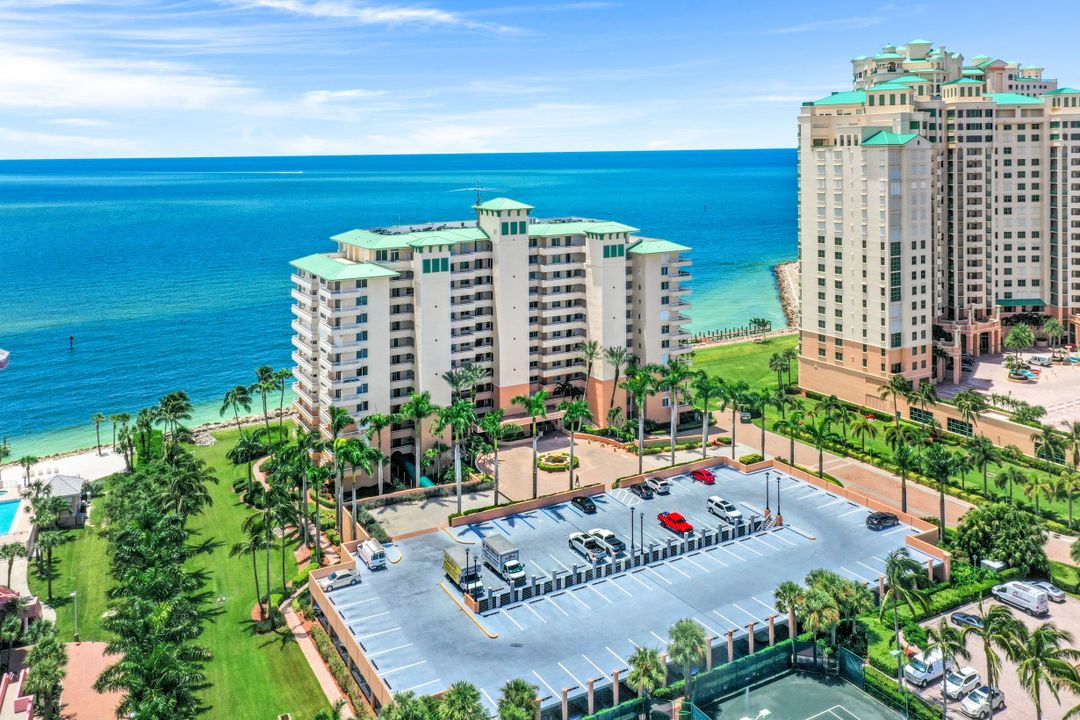 990 Cape Marco Dr #405, Marco Island, FL 34145