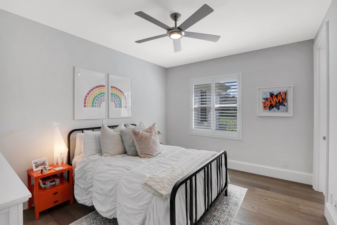 4501 Silver Fox Dr, Naples, FL 34119