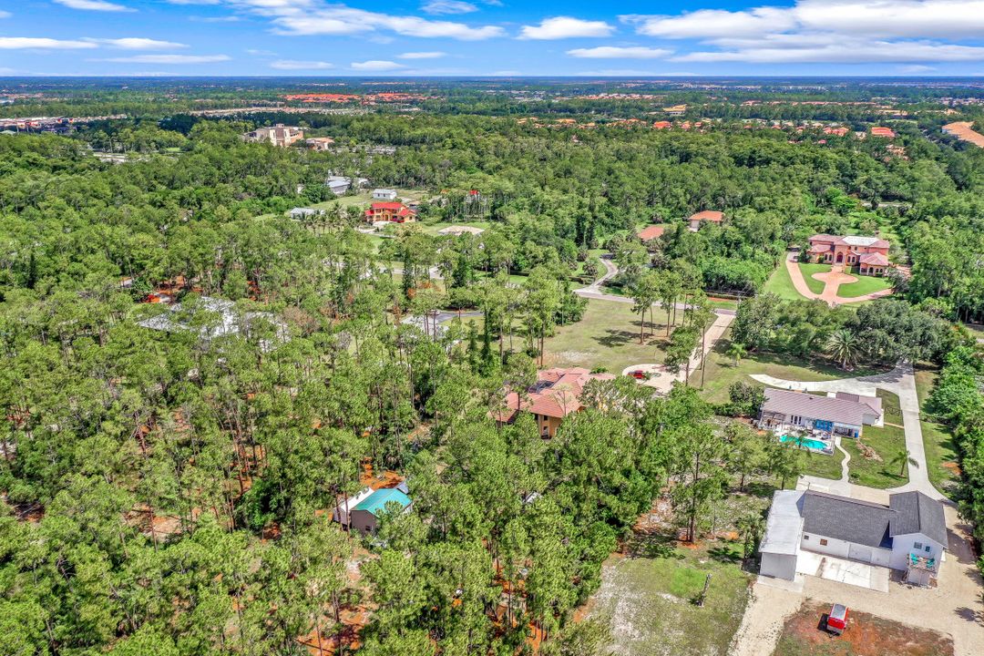 3660 7th Ave NW, Naples, FL 34120