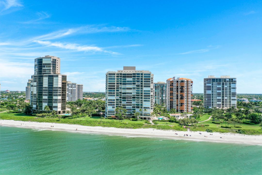 4301 Gulf Shore Blvd N #1700, Naples, FL 34103