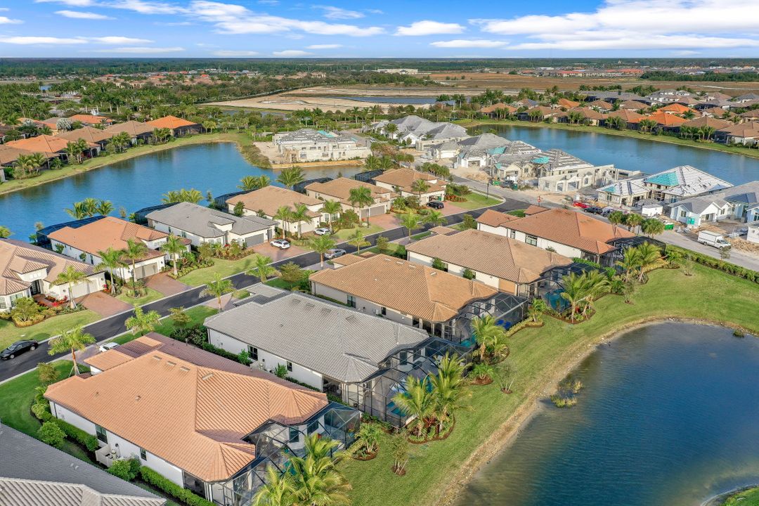 3258 Belon Ln, Naples, FL 34114