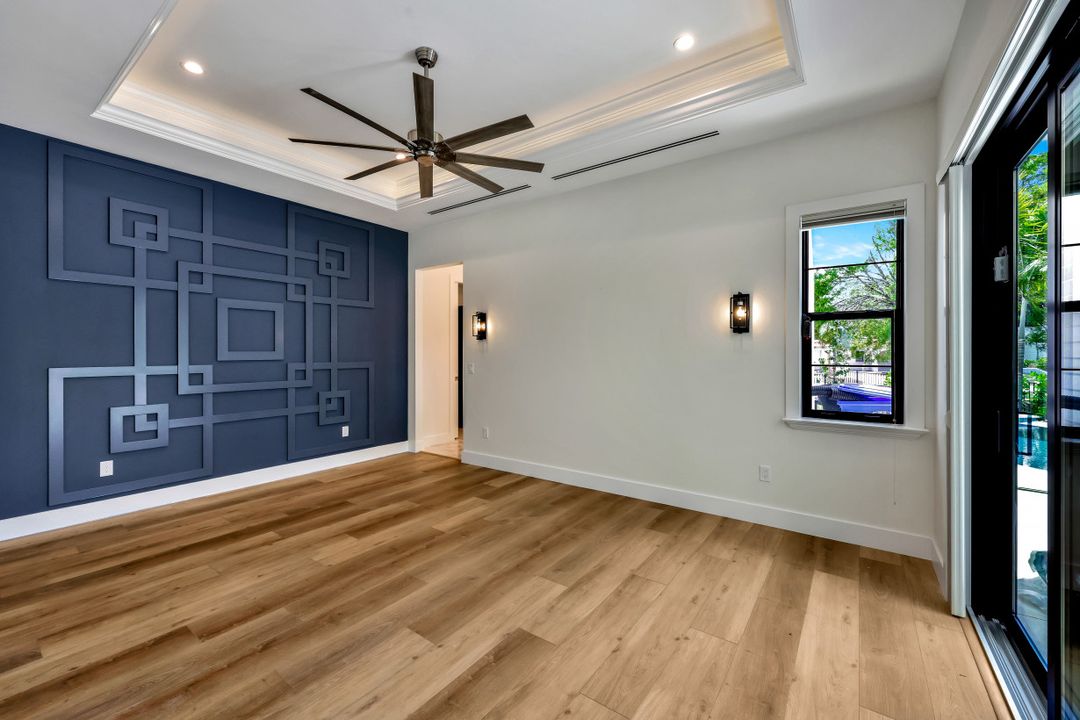 1385 Alcazar Ave, Fort Myers, FL 33901