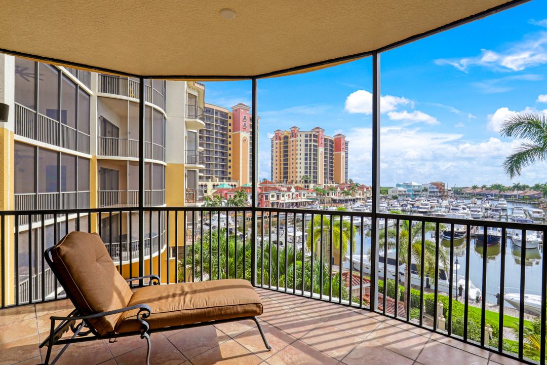 5704 Cape Harbour Dr #308, Cape Coral, FL 33914