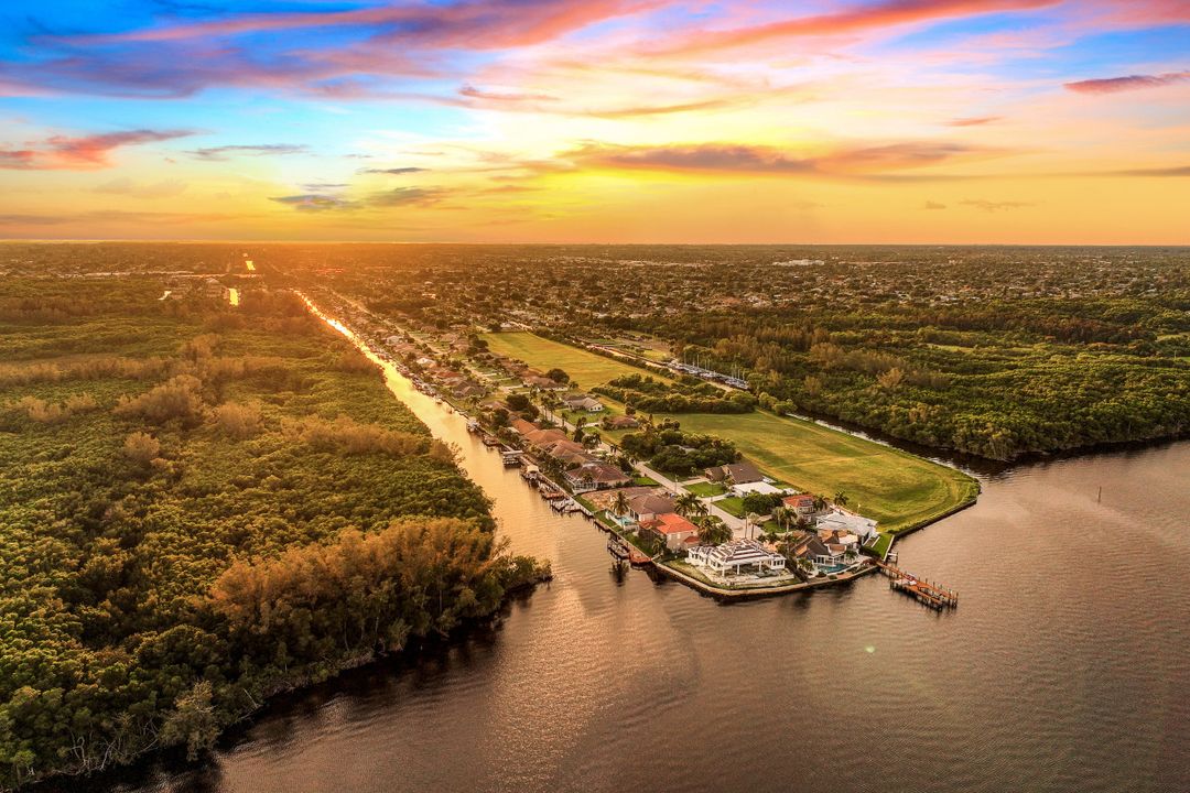 2356 Coral Point Dr, Cape Coral, FL 33990