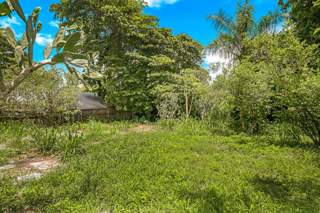 27767 New York St, Bonita Springs, FL 34135