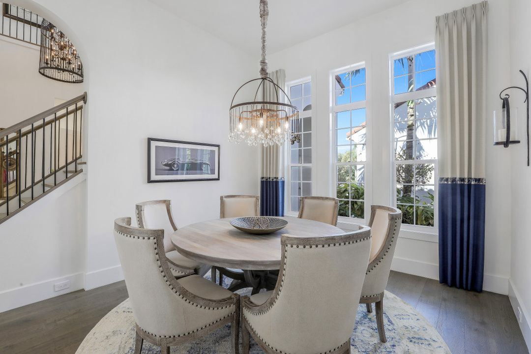 3202 Cullowee Ln, Naples, FL 34109