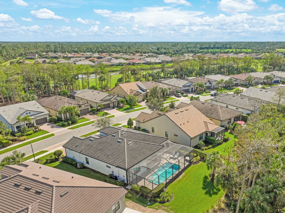 9431 Greyhawk Trl, Naples, FL 34120