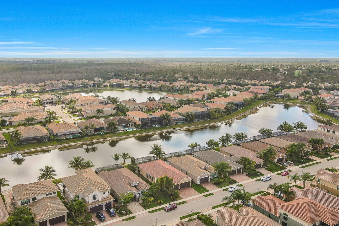 3462 Pacific Dr, Naples, FL 34119