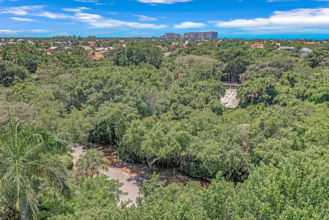 381 Gumbo Limbo Ln, Marco Island, FL 34145