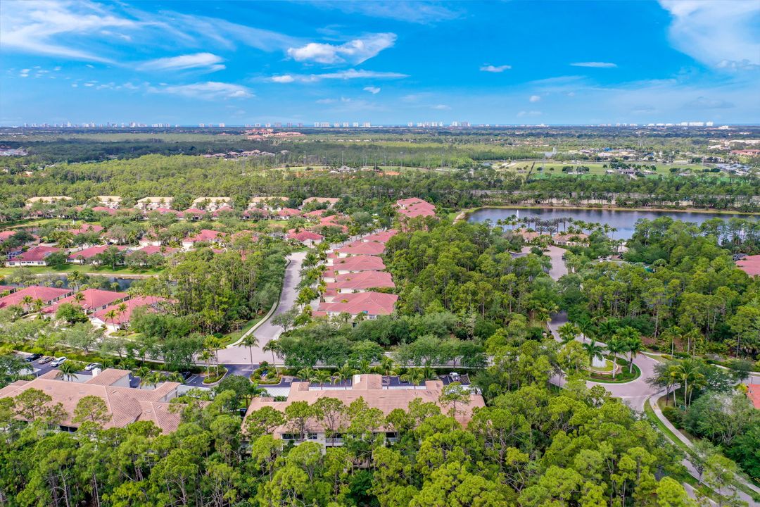 1886 Tarpon Bay Dr S #304, Naples, FL 34119