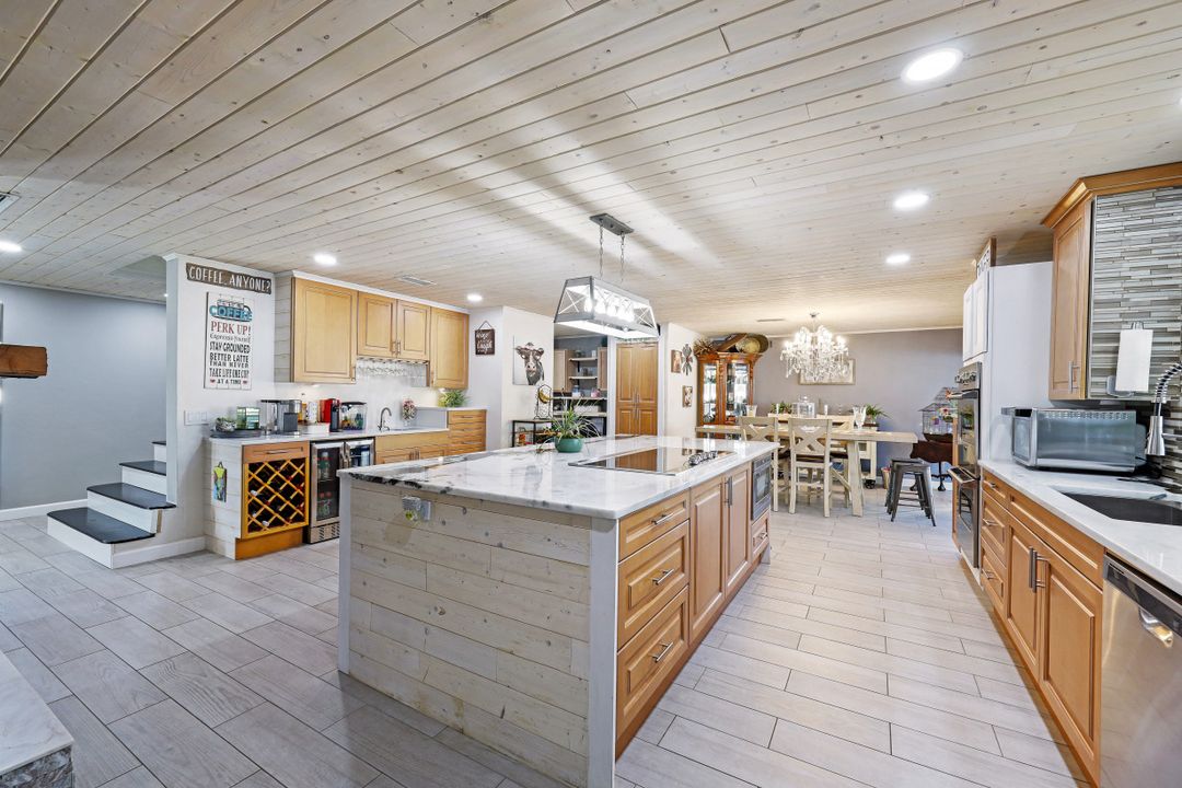 1549 Braeburn Rd, Fort Myers, FL 33919