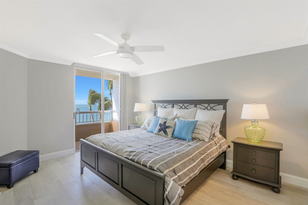 990 Cape Marco Dr #304, Marco Island, FL 34145