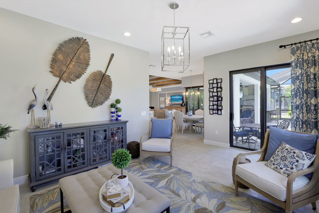 2155 Antigua Ln, Naples, FL 34120